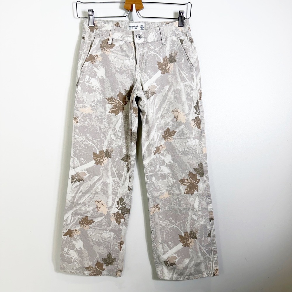 Abercrombie Kids Low Rise Baggy Pants Girls 11/12 Tan Camo Leaf Carpenter Pants